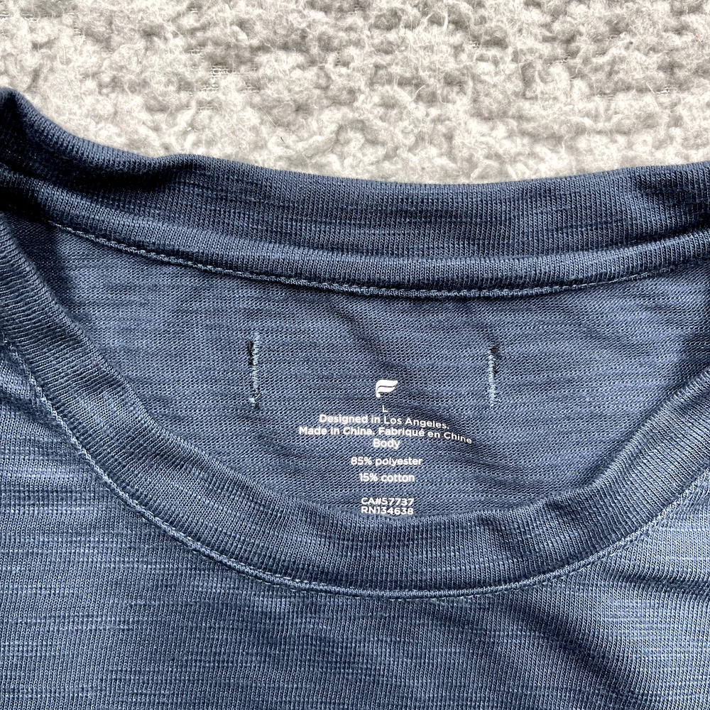 Fabletics Shirt Mens Large Blue Performance Knit Short Sleeve Active Wear - Picture 3 of 8